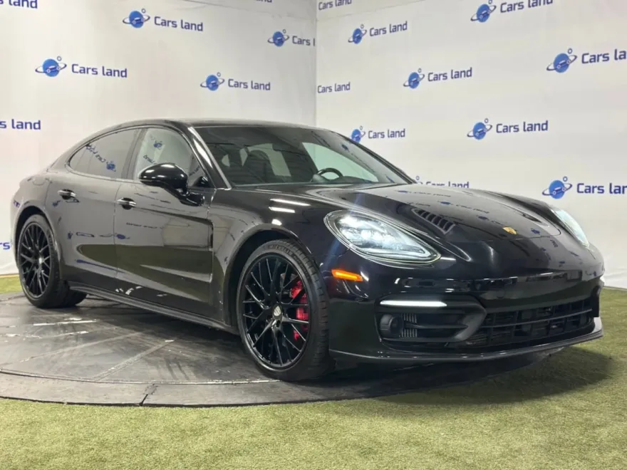 2021 Porsche Panamera 4S photo 1
