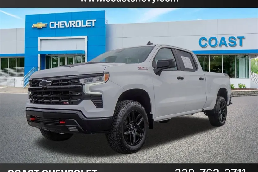 2022 Chevrolet Silverado 1500 LT Trail Boss photo 1