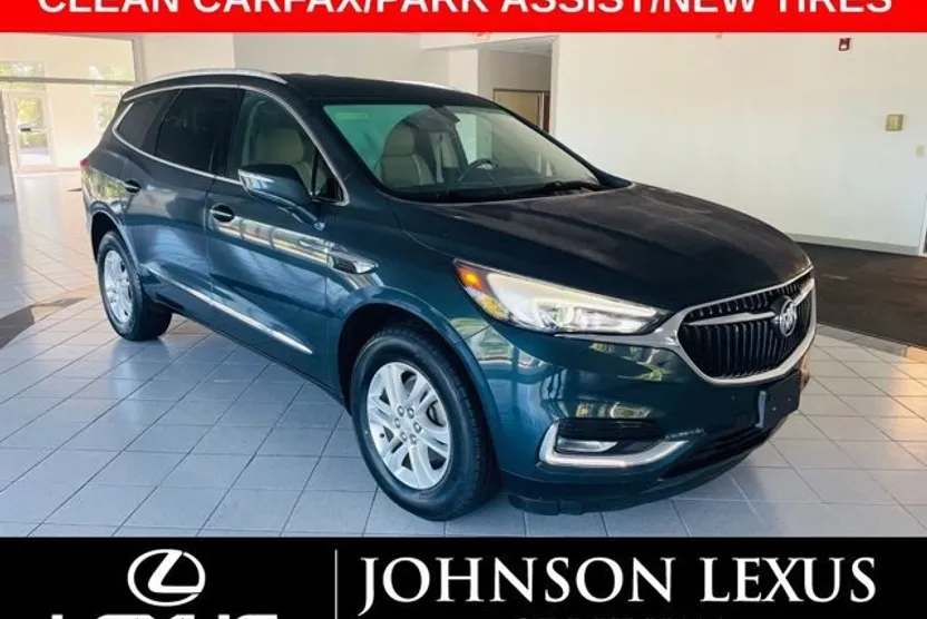 2018 Buick Enclave Essence photo 1