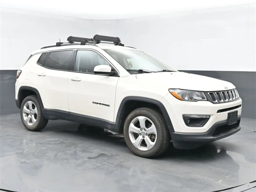 2018 Jeep Compass Latitude photo 1