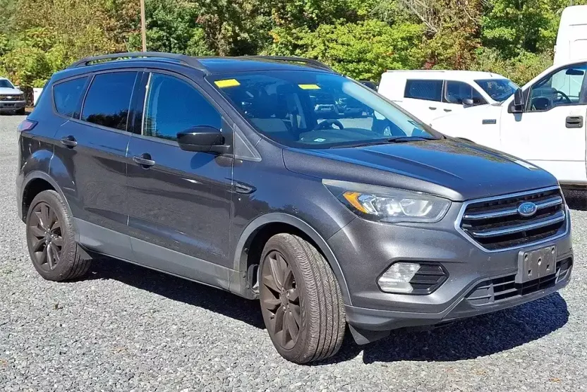 2018 Ford Escape SE photo 1