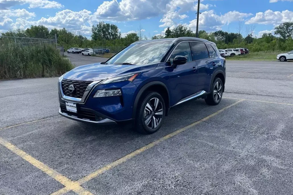 2022 Nissan Rogue SL AWD photo 1