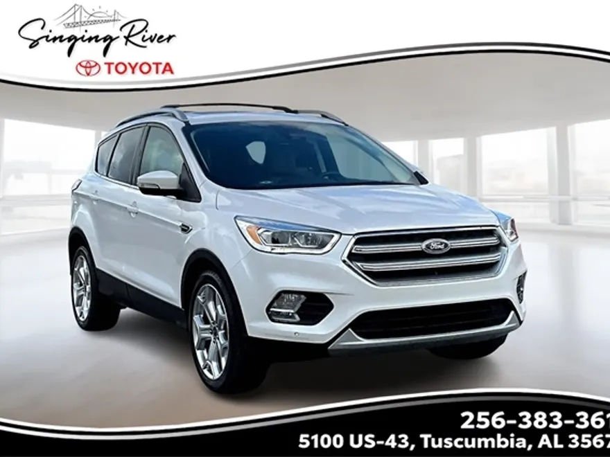 2017 Ford Escape Titanium photo 1