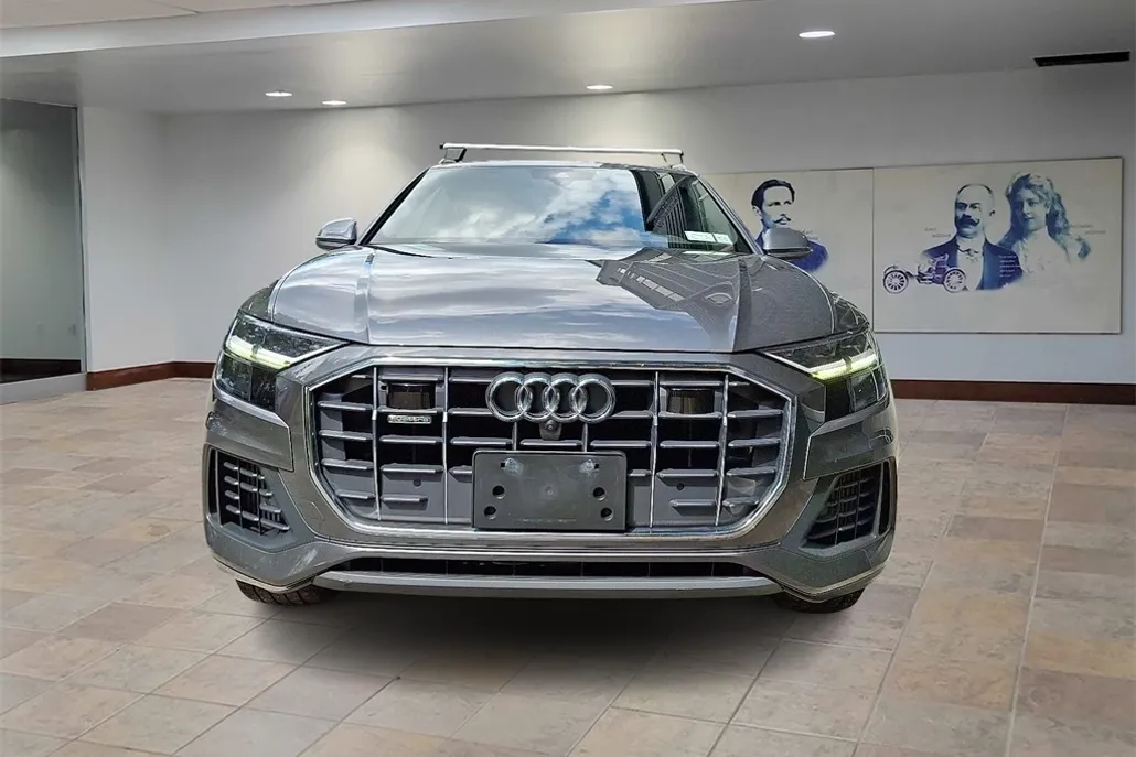 2019 Audi Q8 Premium Plus photo 1