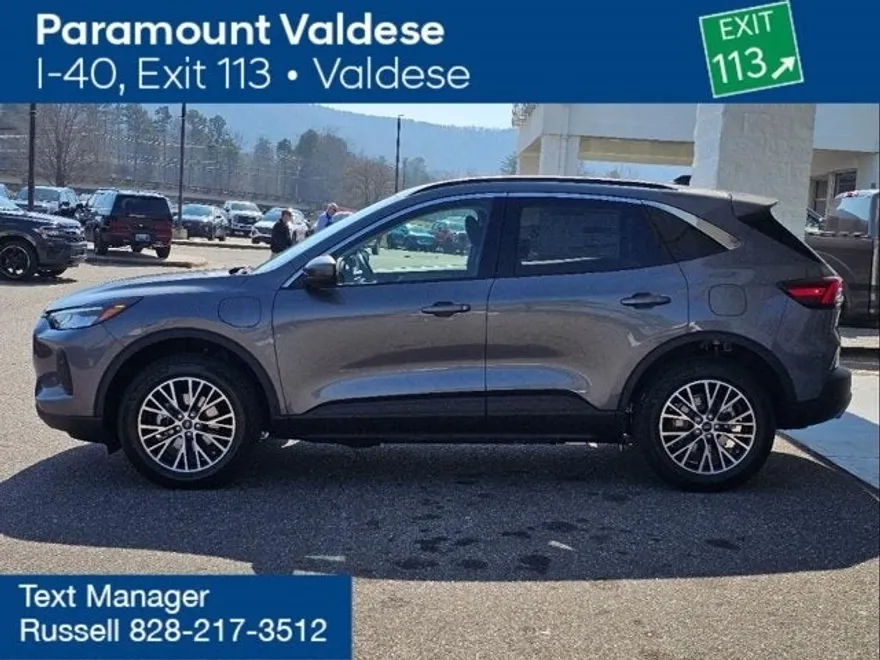 2024 Ford Escape Plug-In Hybrid photo 1