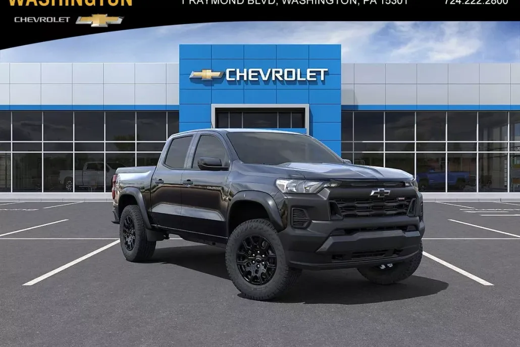 2025 Chevrolet Colorado Trail Boss photo 1