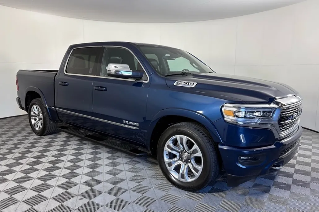 2024 Ram 1500 Limited photo 1