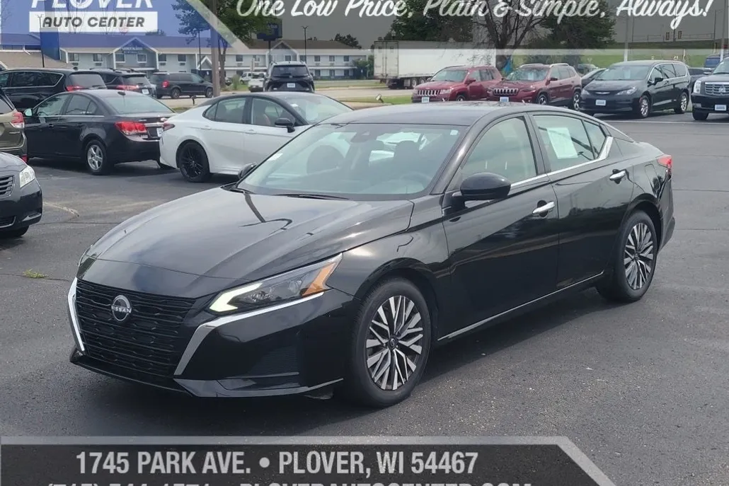 2023 Nissan Altima 2.5 SV photo 1