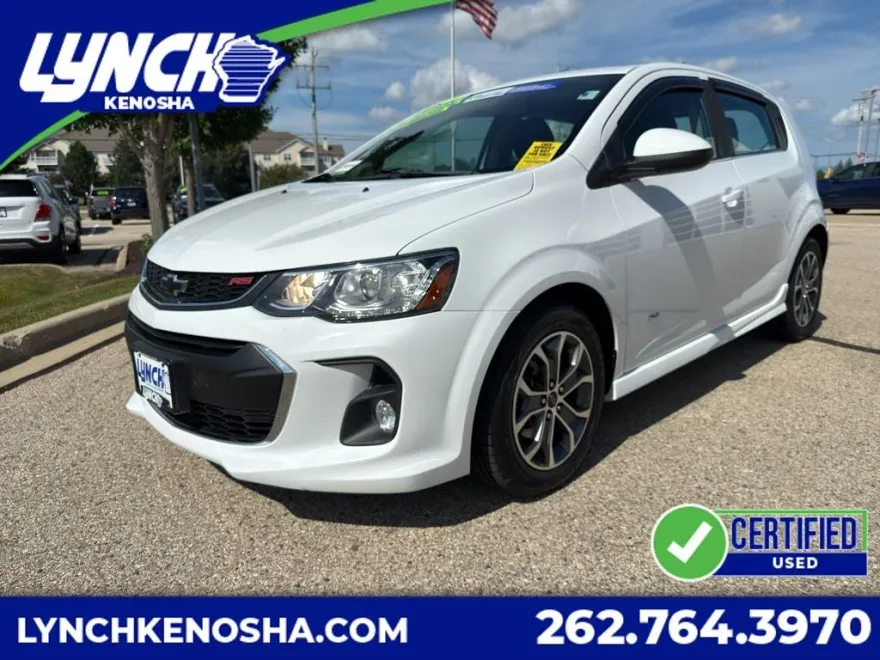 2018 Chevrolet Sonic LT photo 1