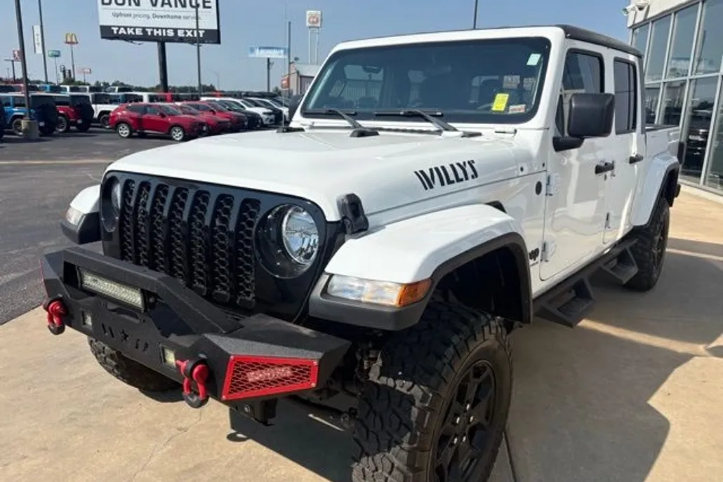 2023 Jeep Gladiator Willys photo 1