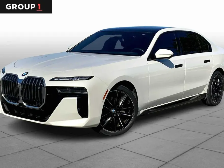 2023 Bmw i7 xDrive60 photo 1