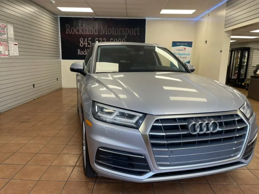 2018 Audi Q5 TFSI Premium Plus photo 1