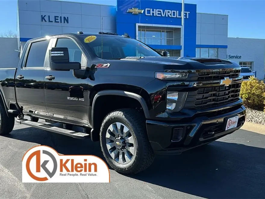 2025 Chevrolet Silverado 2500HD Custom photo 1