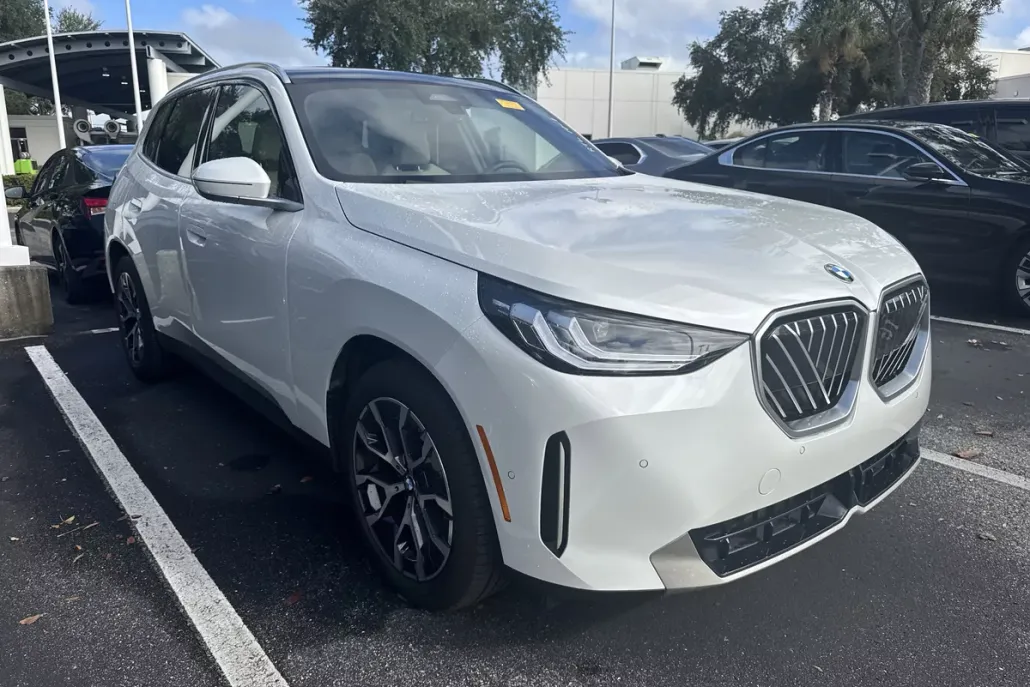 2025 Bmw X3 30x Drive photo 1