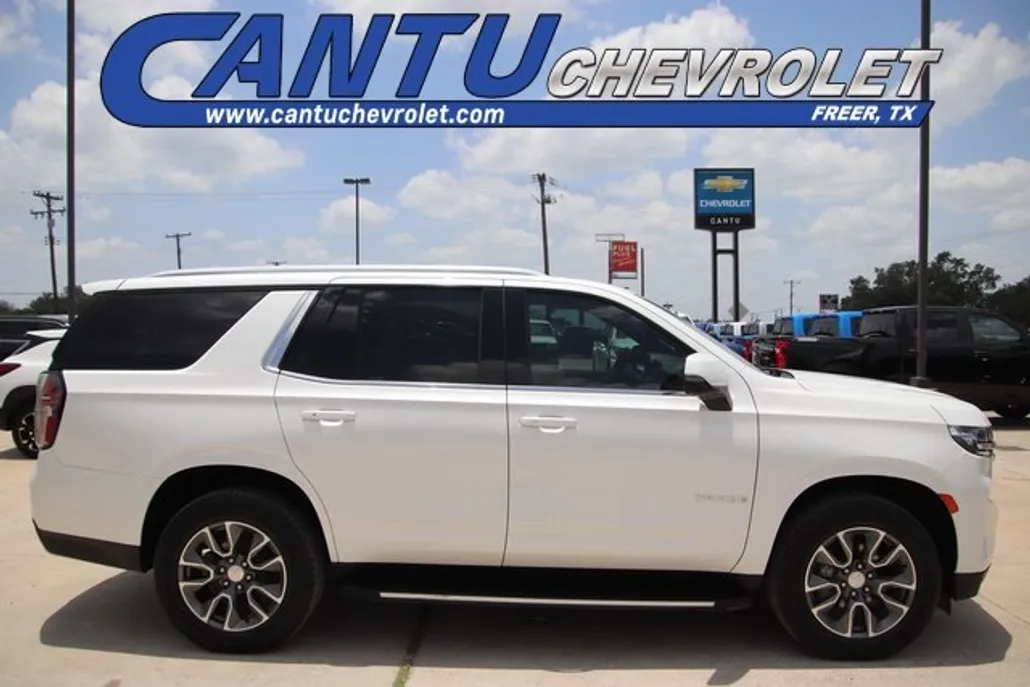2022 Chevrolet Tahoe LT photo 1