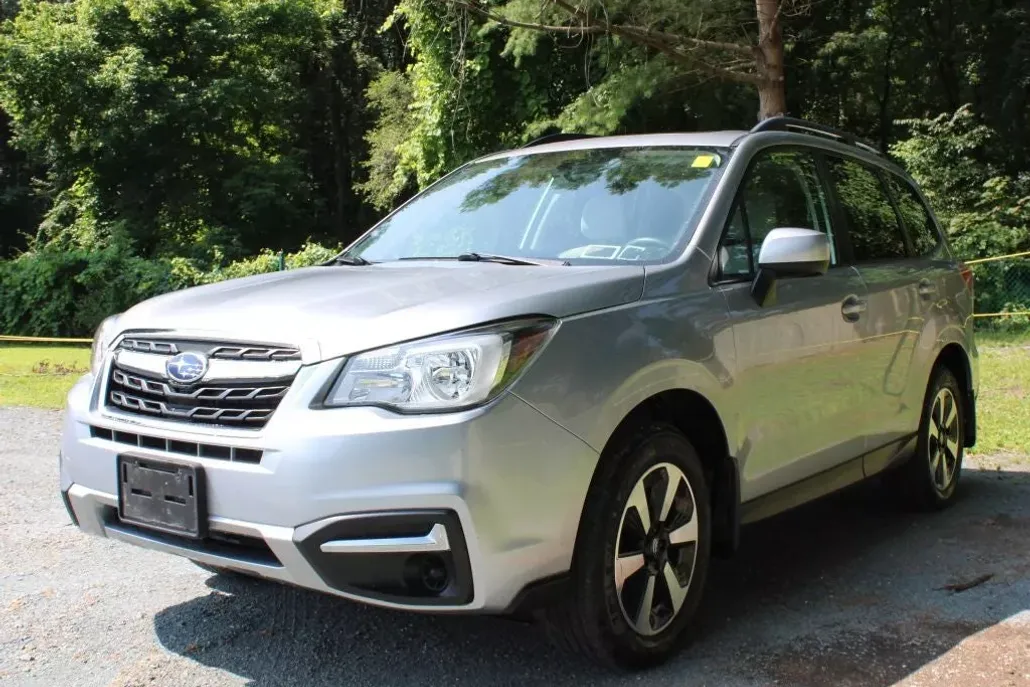 2018 Subaru Forester Premium photo 1