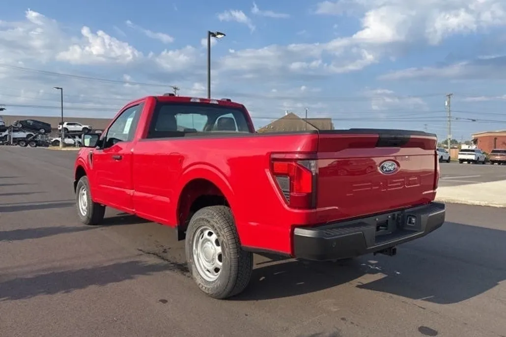 2025 Ford F-150 XL photo 1