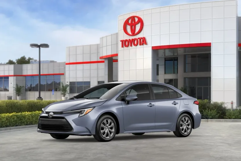 2026 Toyota Corolla Hybrid LE photo 1