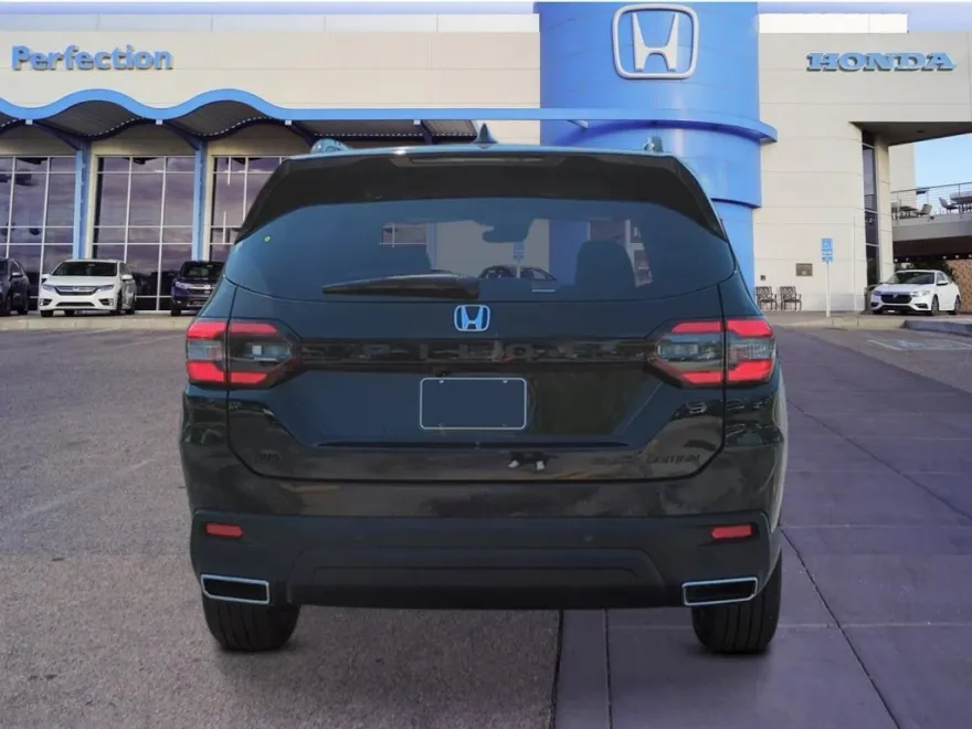 2025 Honda Pilot Black Edition photo 1