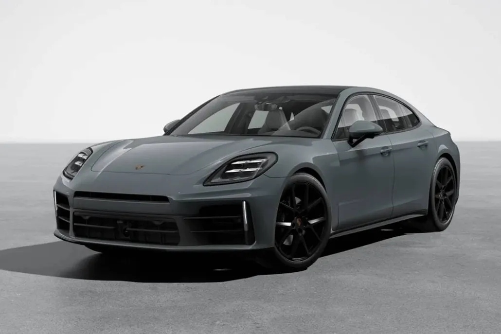 2026 Porsche Panamera 4 photo 1