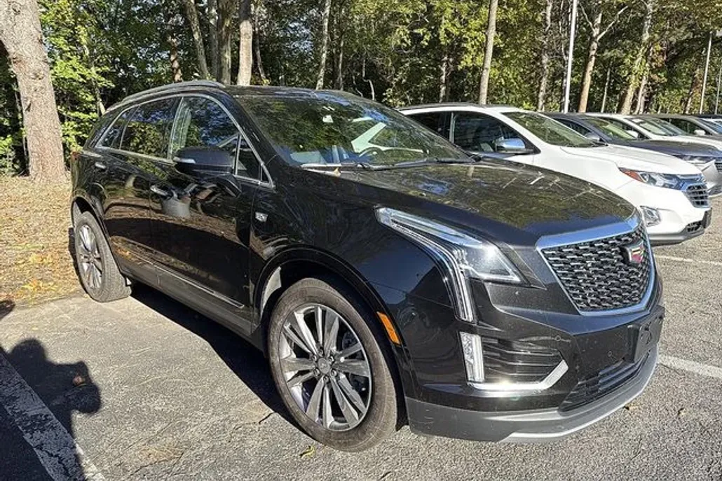 2025 Cadillac XT5 Premium Luxury photo 1