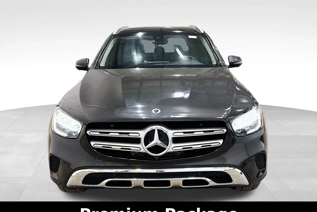 2021 Mercedes Benz GLC 300 photo 1