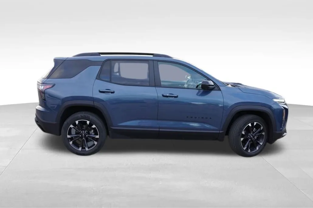 2025 Chevrolet Equinox RS photo 1