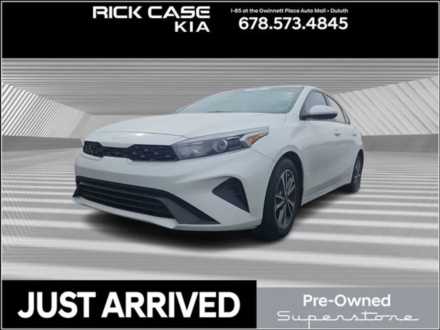 2023 Kia Forte LXS photo 1