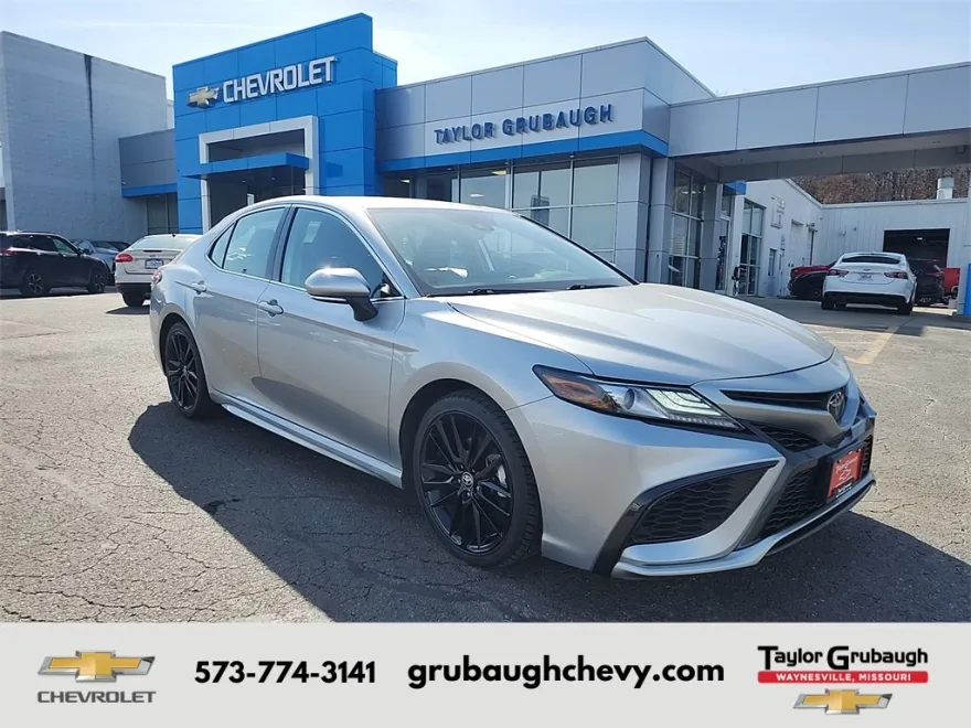 2023 Toyota Camry XSE photo 1