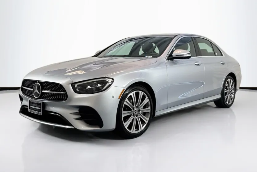 2022 Mercedes Benz E 350 photo 1