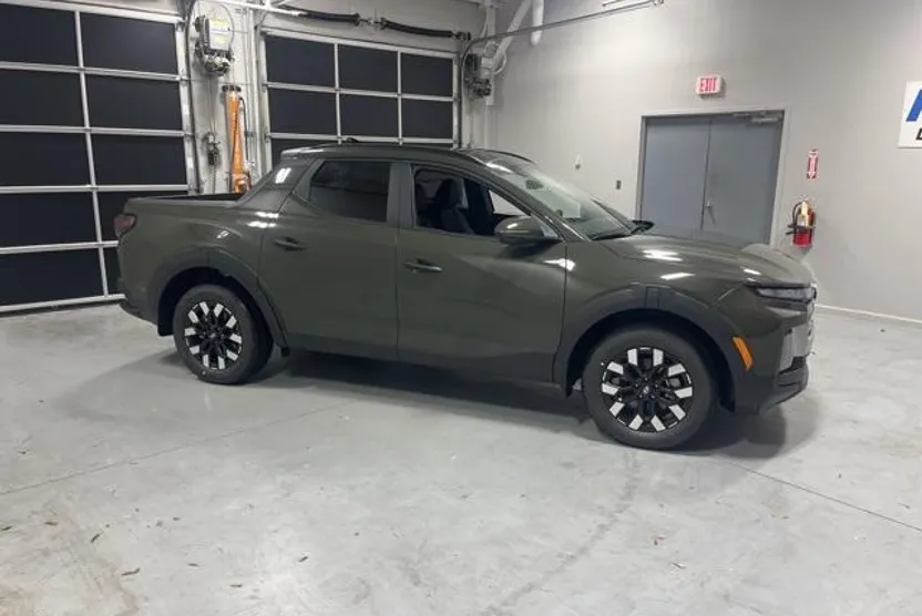 2025 Hyundai Santa Cruz SEL photo 1