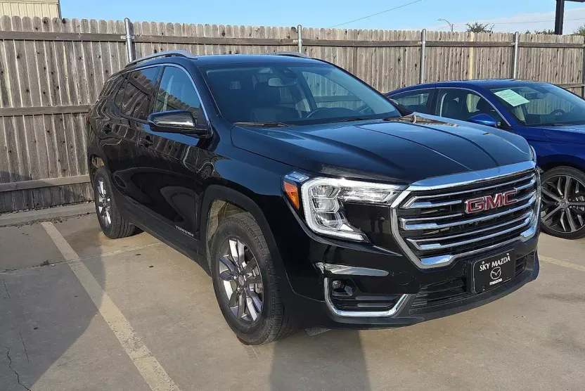 2024 Gmc Terrain SLT photo 1