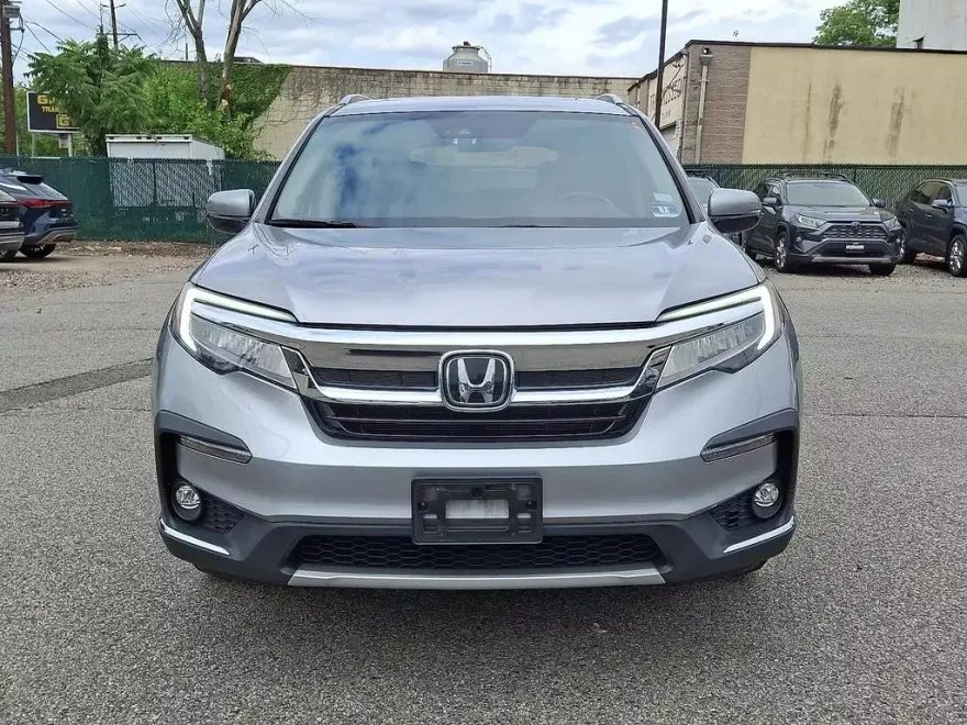 2019 Honda Pilot Elite photo 1