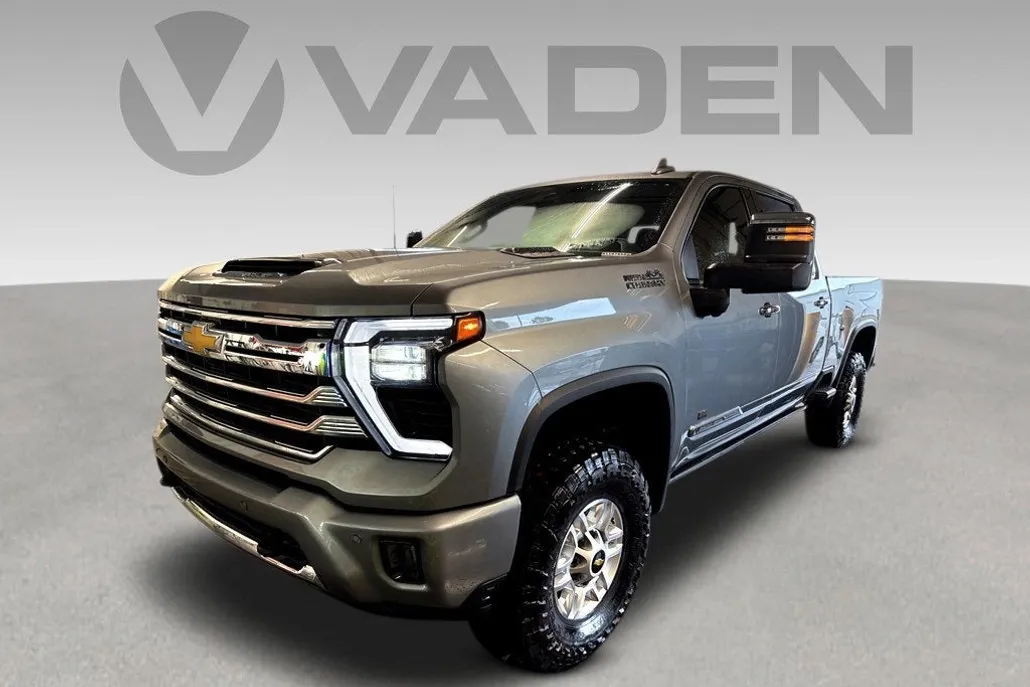 2024 Chevrolet Silverado 2500HD High Country photo 1