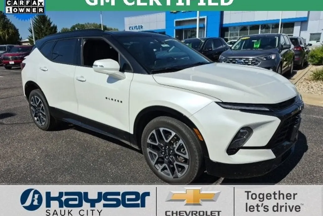 2023 Chevrolet Blazer RS photo 1