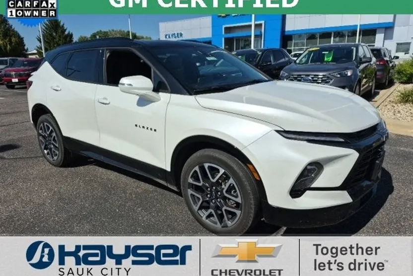 2023 Chevrolet Blazer RS photo 1