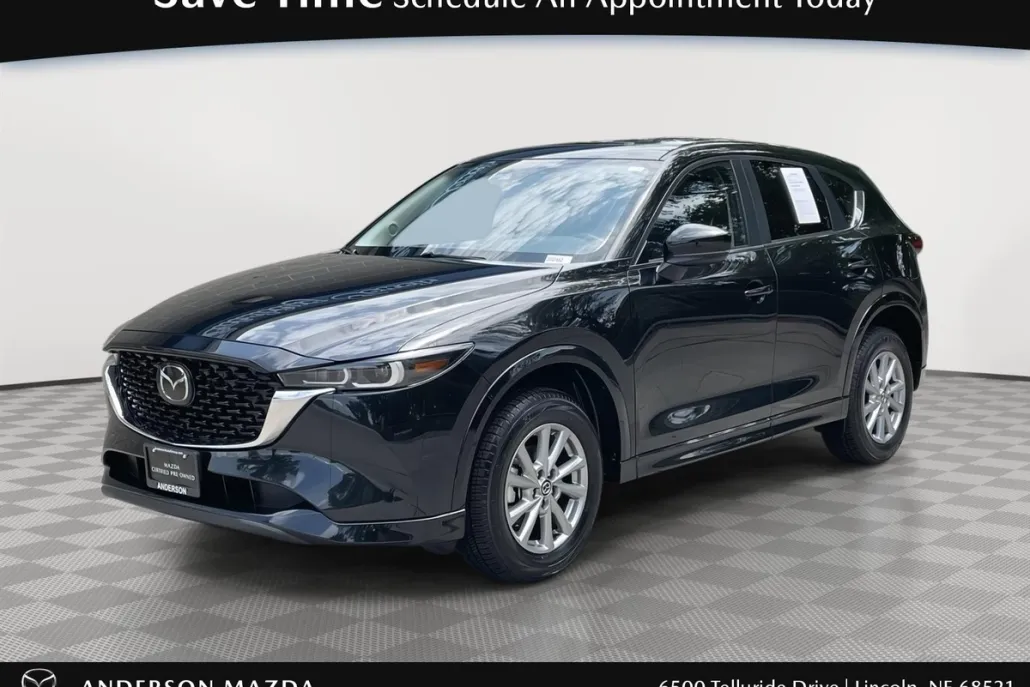 2024 Mazda CX-5 2.5 S Preferred photo 1