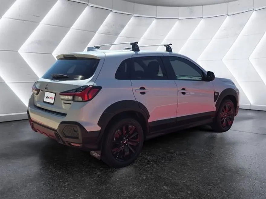 2025 Mitsubishi Outlander Sport ES SE LE photo 1