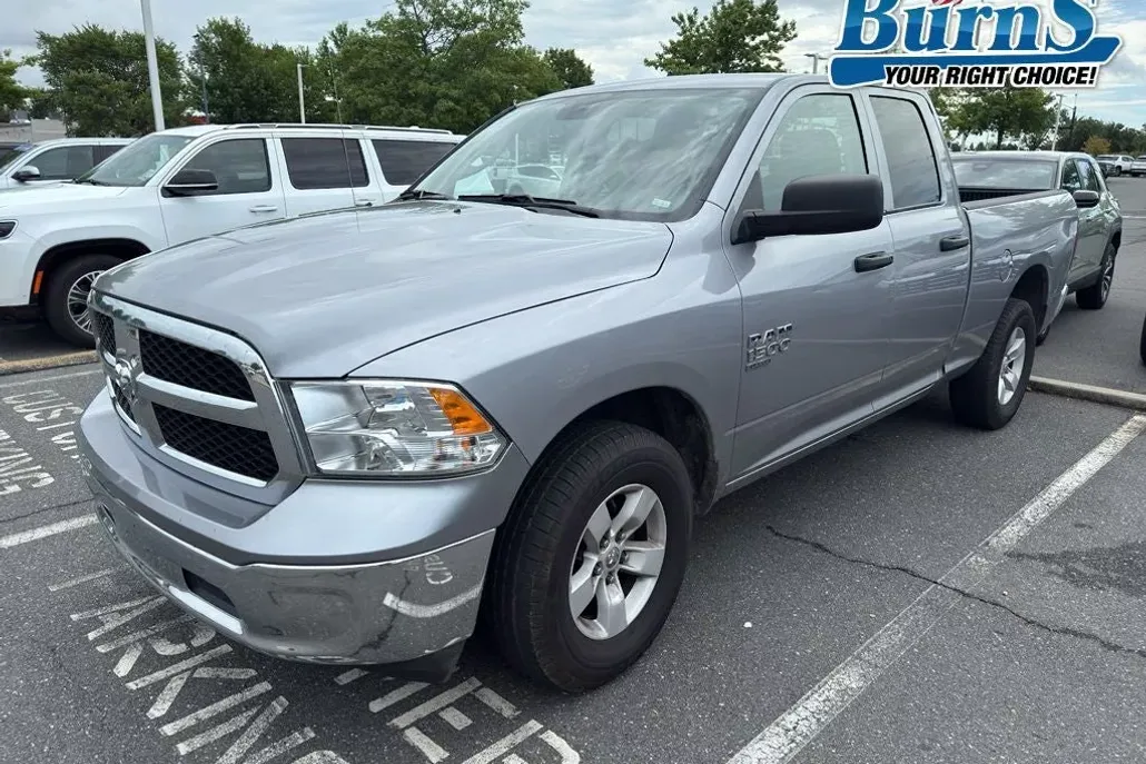 2024 Ram 1500 Classic SLT photo 1