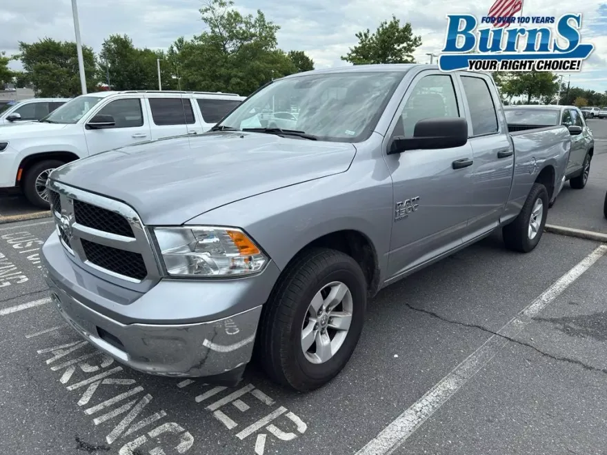2024 Ram 1500 Classic SLT photo 1