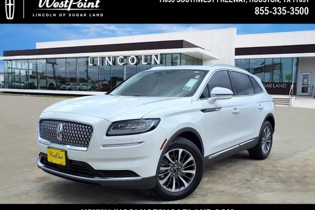 2023 Lincoln Nautilus Standard photo 1
