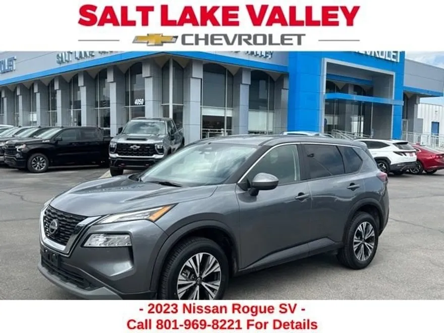 2023 Nissan Rogue SV photo 1