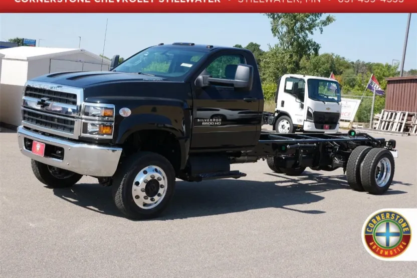 2024 Chevrolet Silverado 6500HD Work Truck photo 1