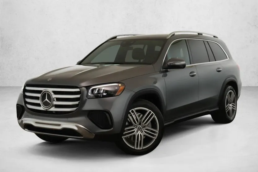 2025 Mercedes Benz GLS 450 4MATIC photo 1