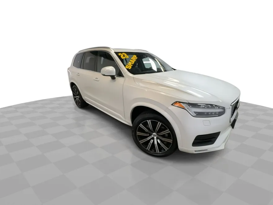 2023 Volvo XC90 B5 Core photo 1