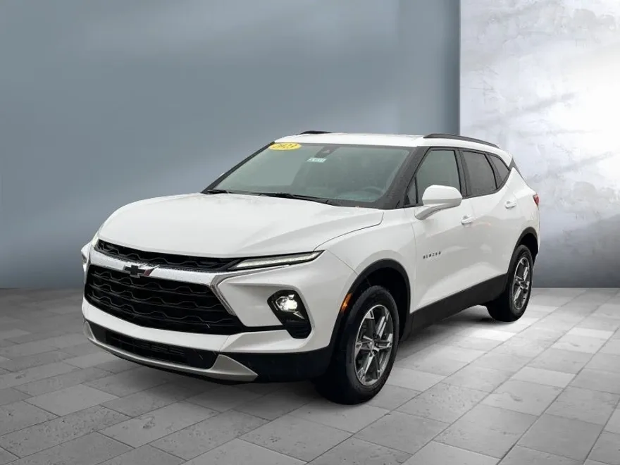 2023 Chevrolet Blazer 2LT photo 1