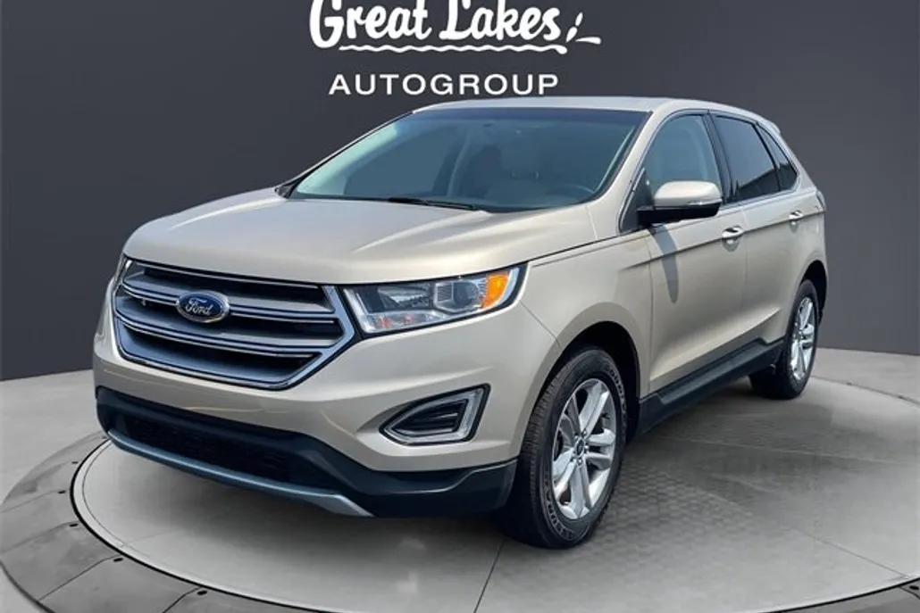2018 Ford Edge Titanium photo 1