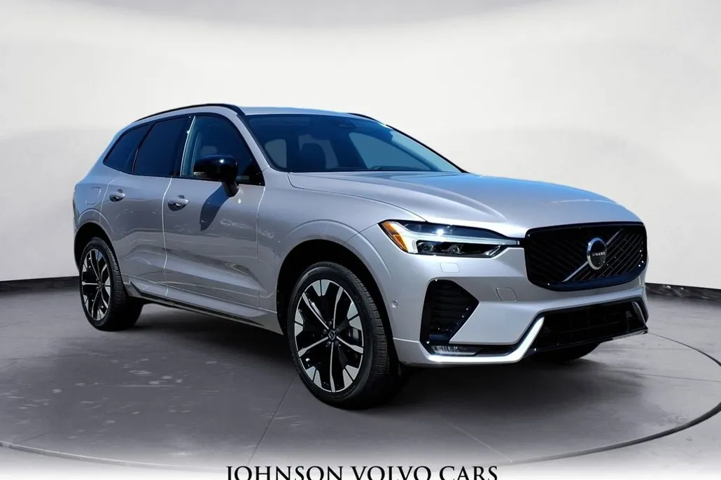 2026 Volvo XC60 B5 Plus photo 1