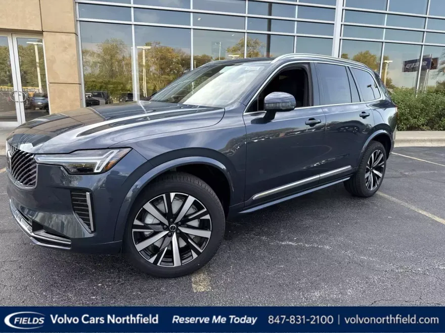 2026 Volvo XC90 B5 Core photo 1
