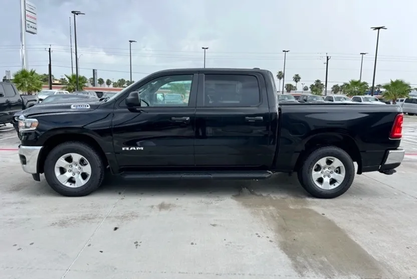 2025 Ram 1500 Tradesman photo 1